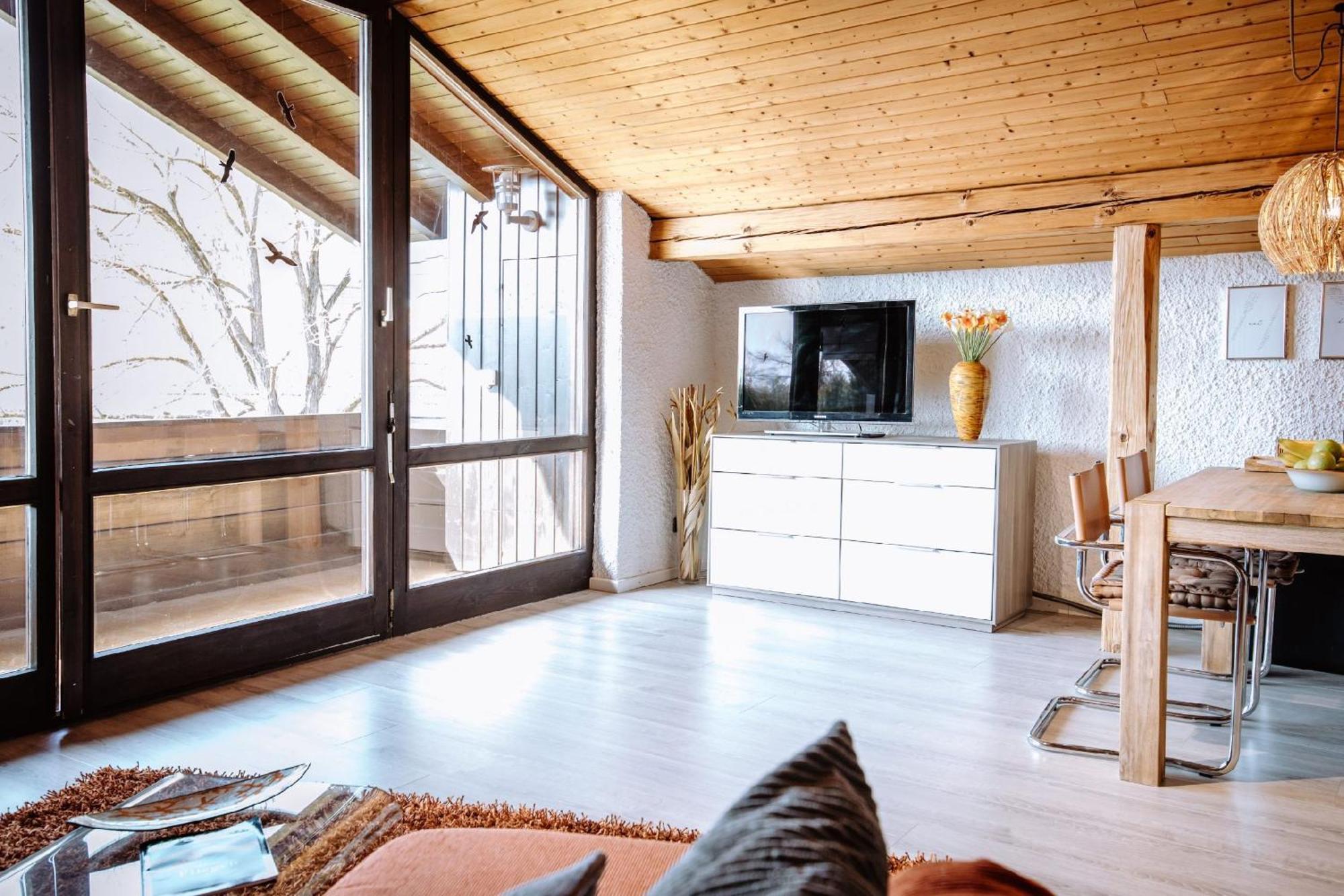 Ferienwohnung Seeidyll Am Woerthsee ヴェルトゼー エクステリア 写真